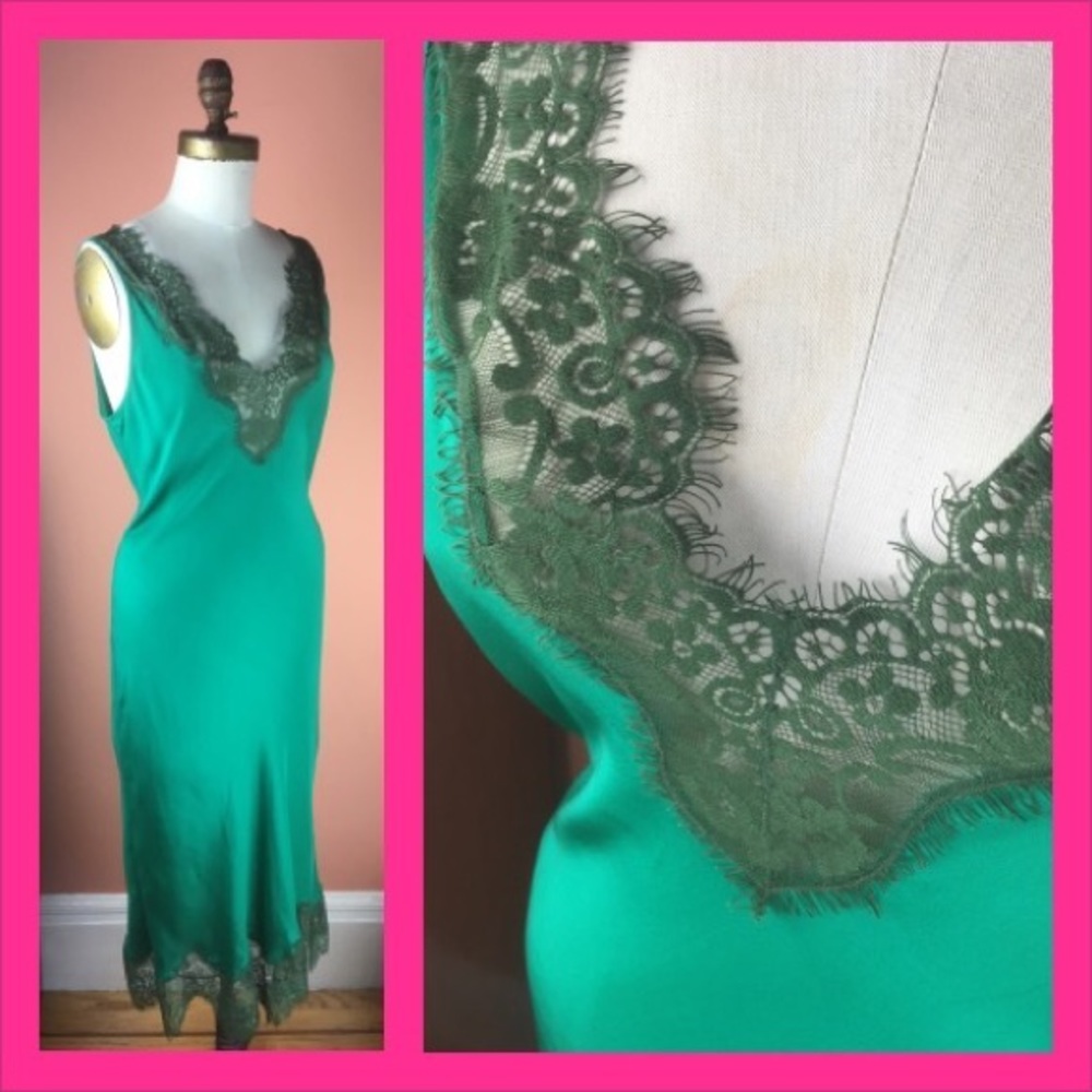 Uterque Emerald Silk and Lace Nightgown / Slip / Slipdress - Medium